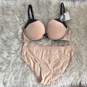 NWT Jaclyn Smith Push Up with Matching Hipster